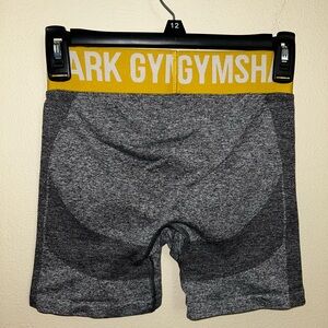 GYMSHARK SHORTS